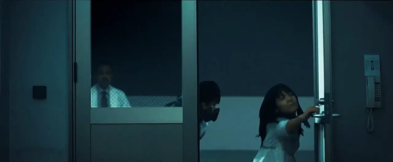 INVISIBLE (2018)（4）
